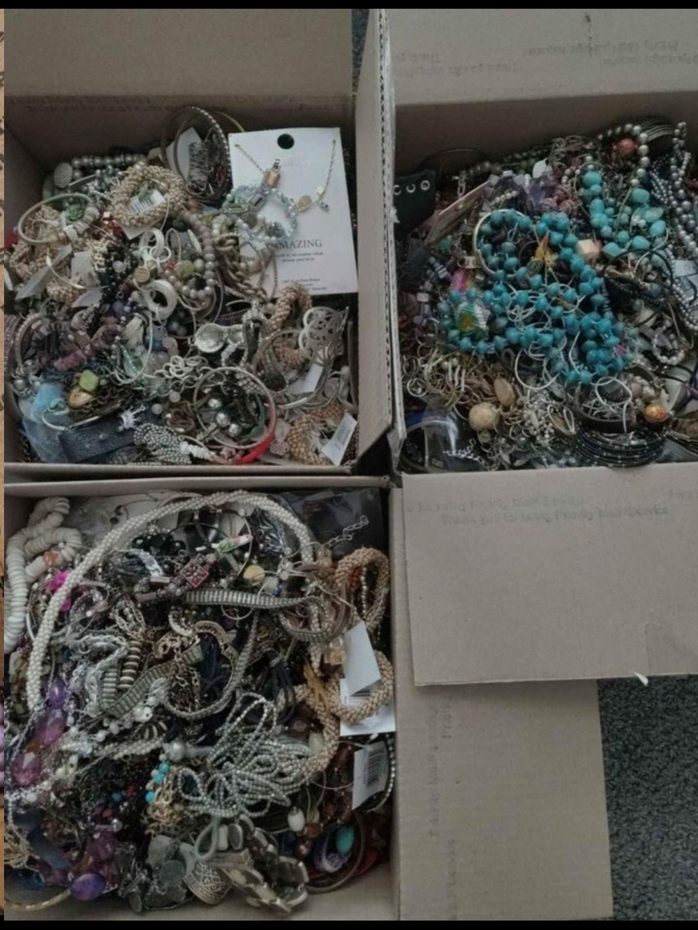 1 Pound Assorted Women's Fashion Jewelry Lot in Mixed Colors